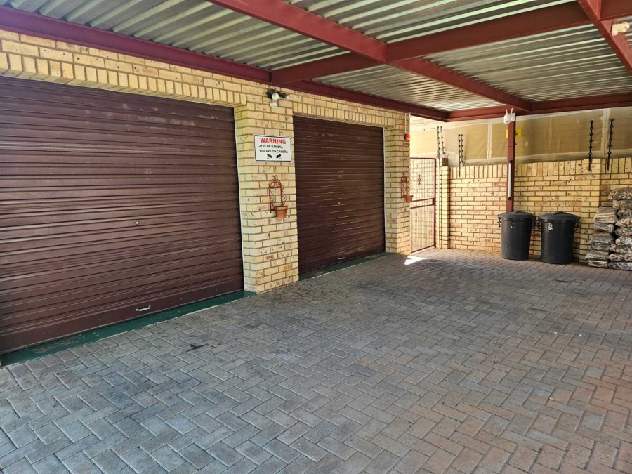 3 Bedroom Property for Sale in Hillcrest Northern Cape